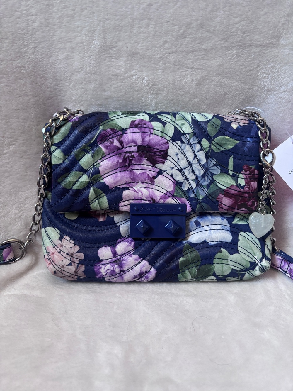 Betsey Johnson Xoellie Floral Crossbody Bag NWT Blue Purple Quilted - Picture 12 of 12